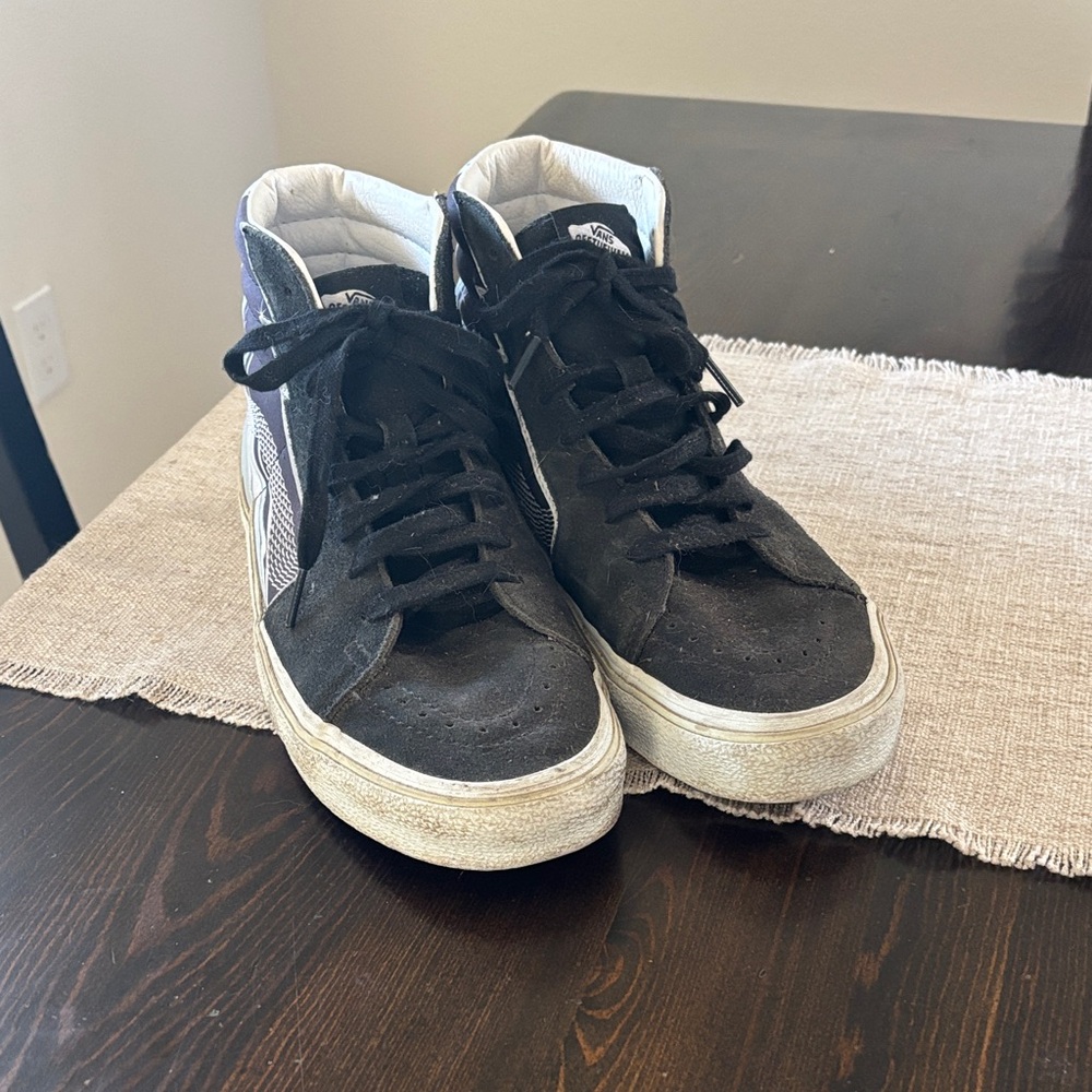 Vans Lightning Bolt Sk8-Hi Sneakers